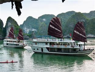 Fantasea cruise 3 days 2 nights ( 1 night on the boat + 1 night in hotel ))